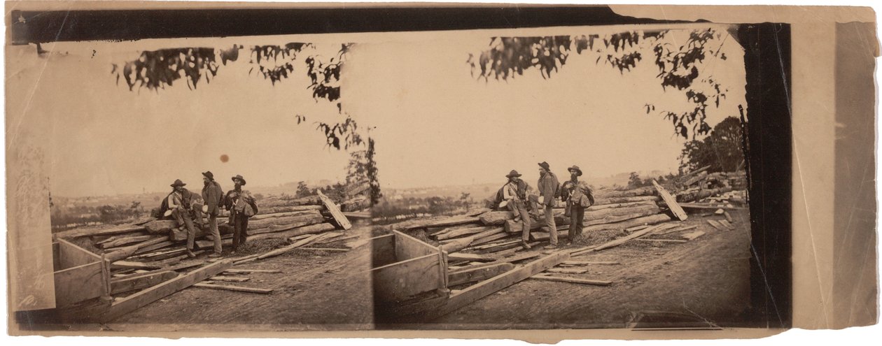 3 Rebellen-Gefangene hinter Brustwehren, 1863 von Mathew B. Brady