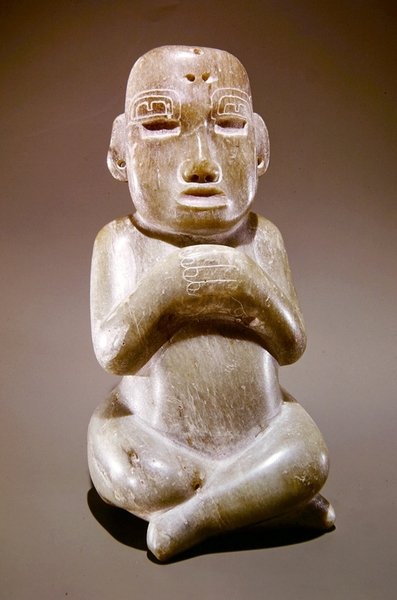 Statuette, gefunden in einem frühklassischen Maya-Depot in Uaxactun, Abteilung El Peten von Mayan