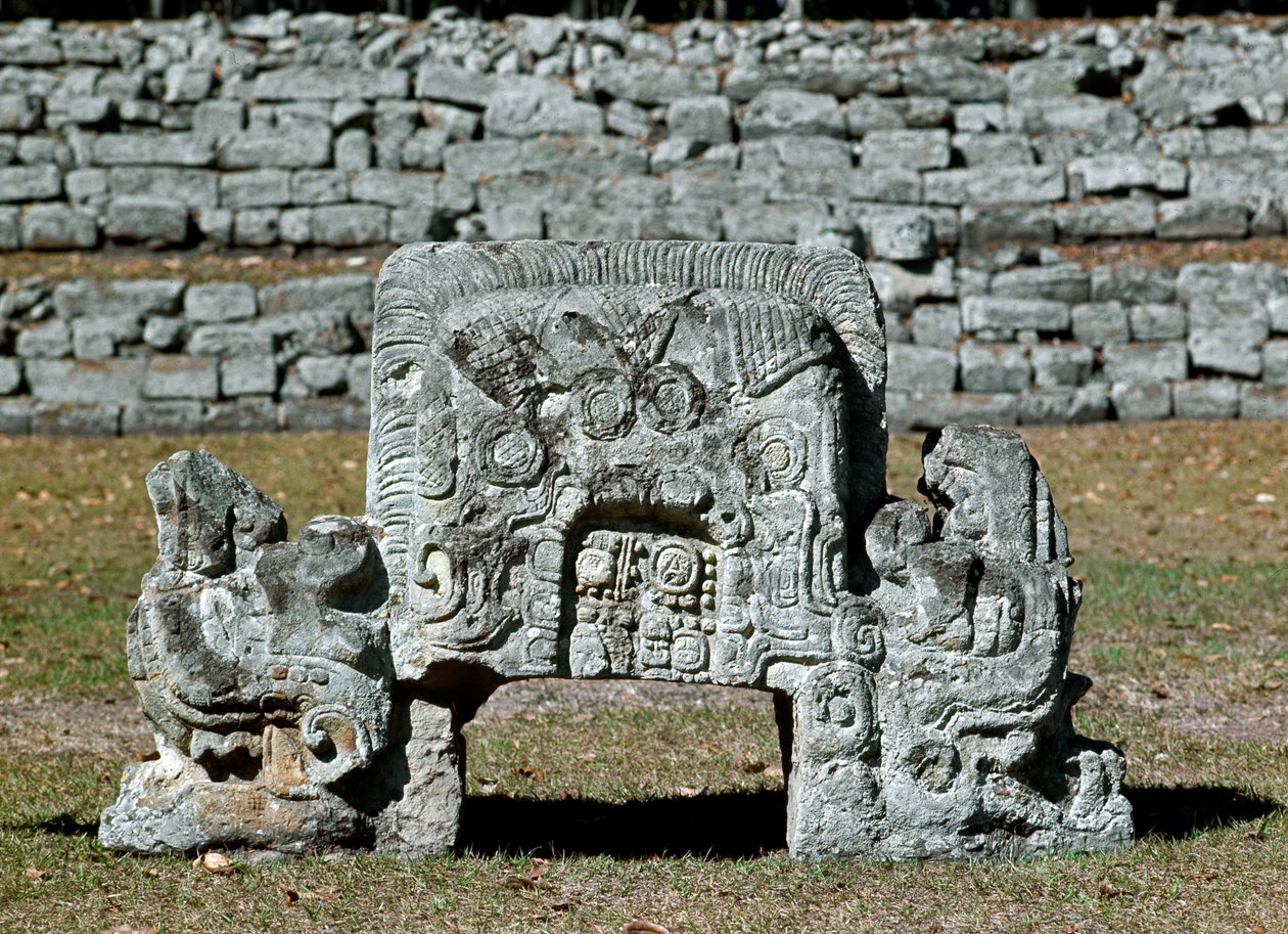 Ansicht des Altars G, 7.-8. Jahrhundert n. Chr. von Mayan