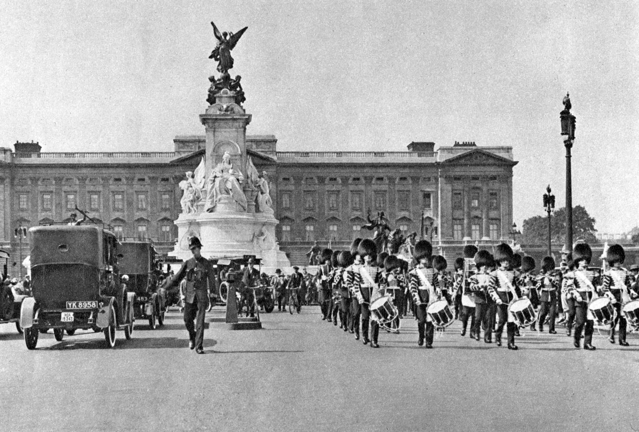 Wachablösung, Buckingham Palace, London, 1926-1927 von McLeish