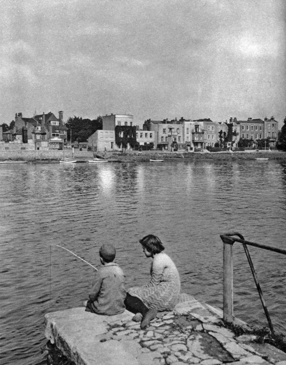 Strand-on-the-Green, Chiswick, London, 1926-1927 von McLeish
