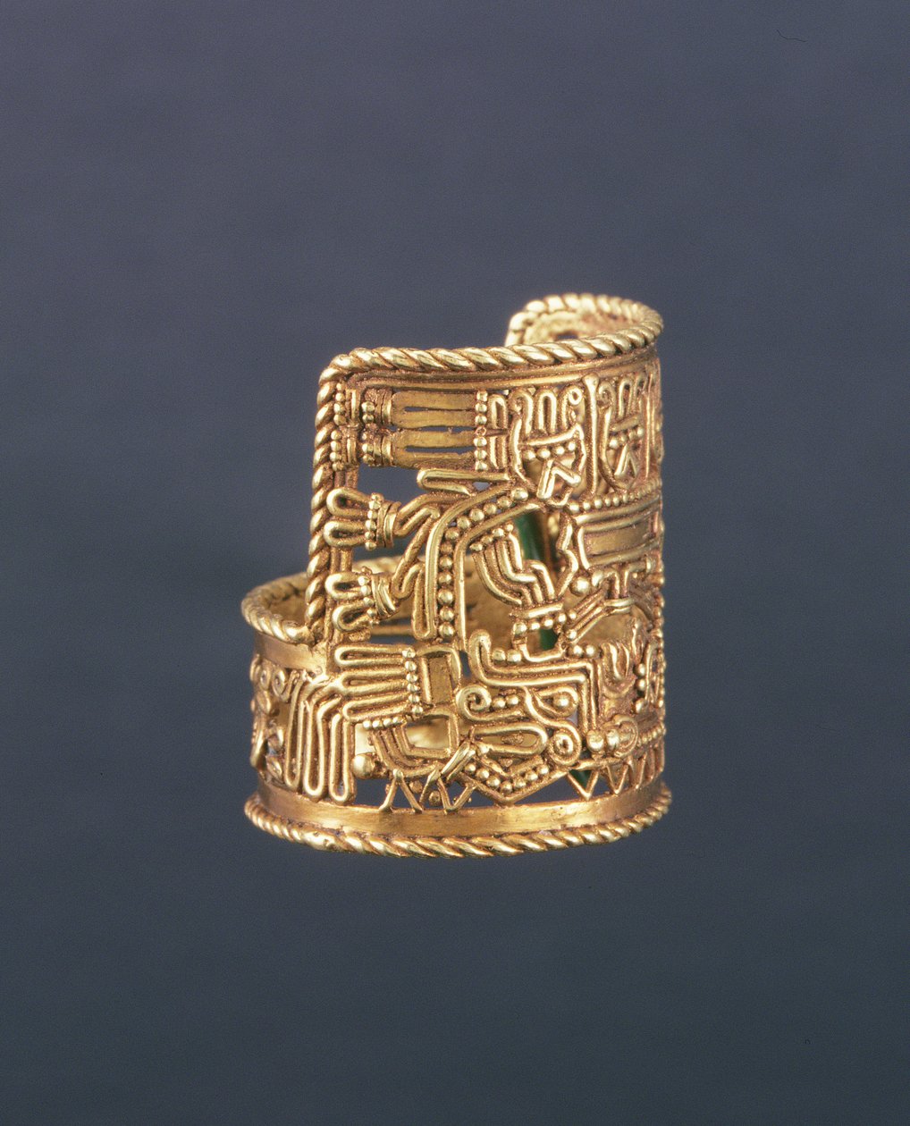 Ring im Puebla-Stil, aus dem Bundesstaat Oaxaca, Mexiko, 1250-1521 von Mixtec