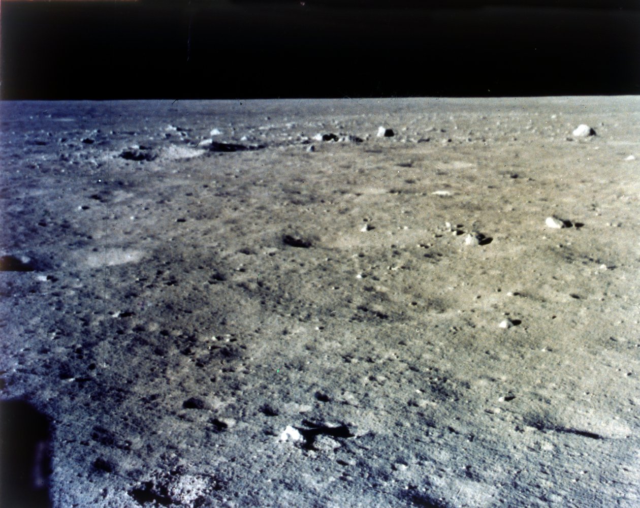 Die Oberfläche des Mondes von NASA Images