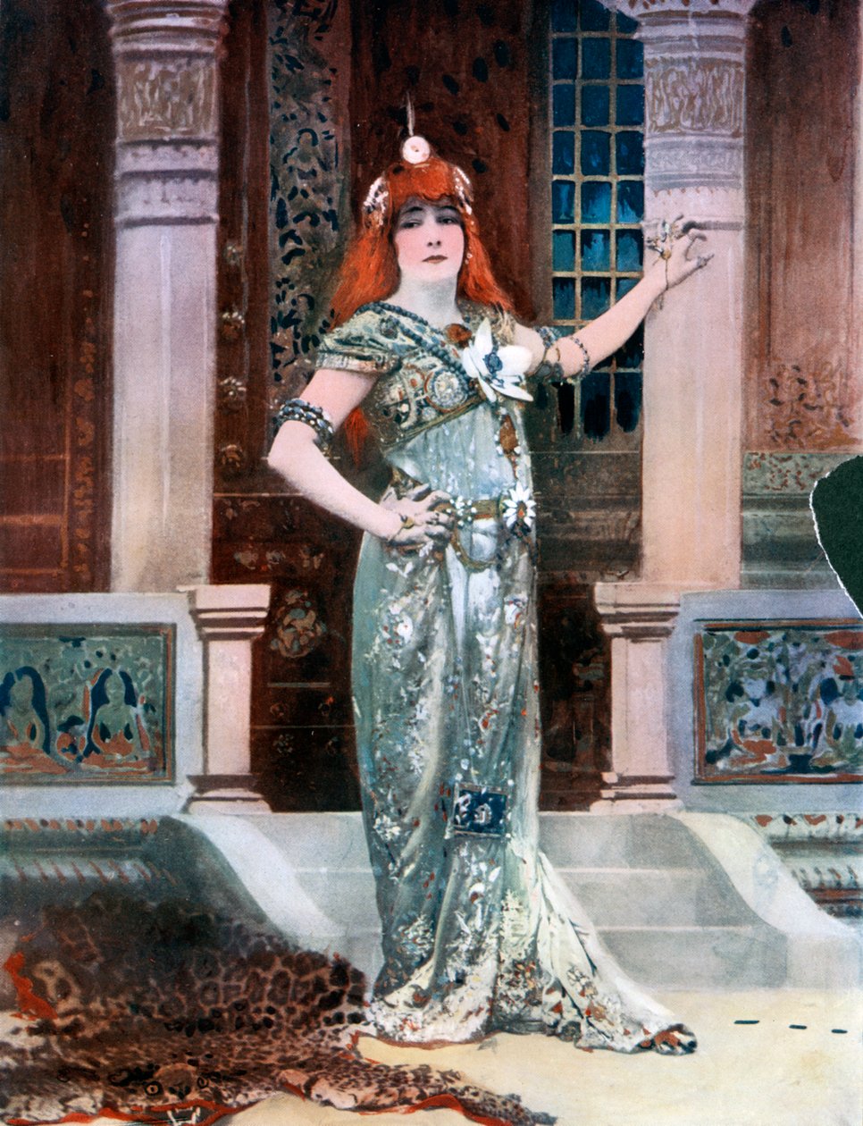 Sarah Bernhardt als Isolde, um 1902 von Nadar