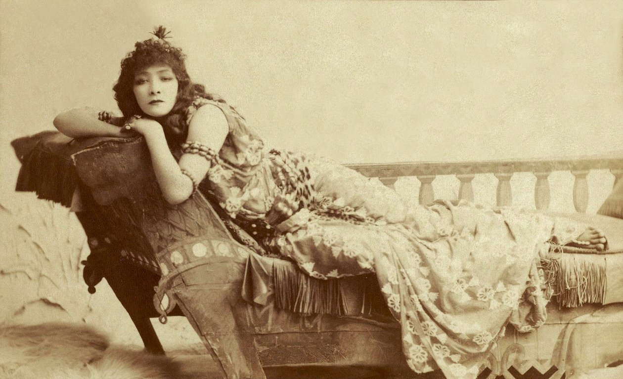 Porträt von Sarah Bernhardt als Cleopatra, 1891 von Napoleon Sarony