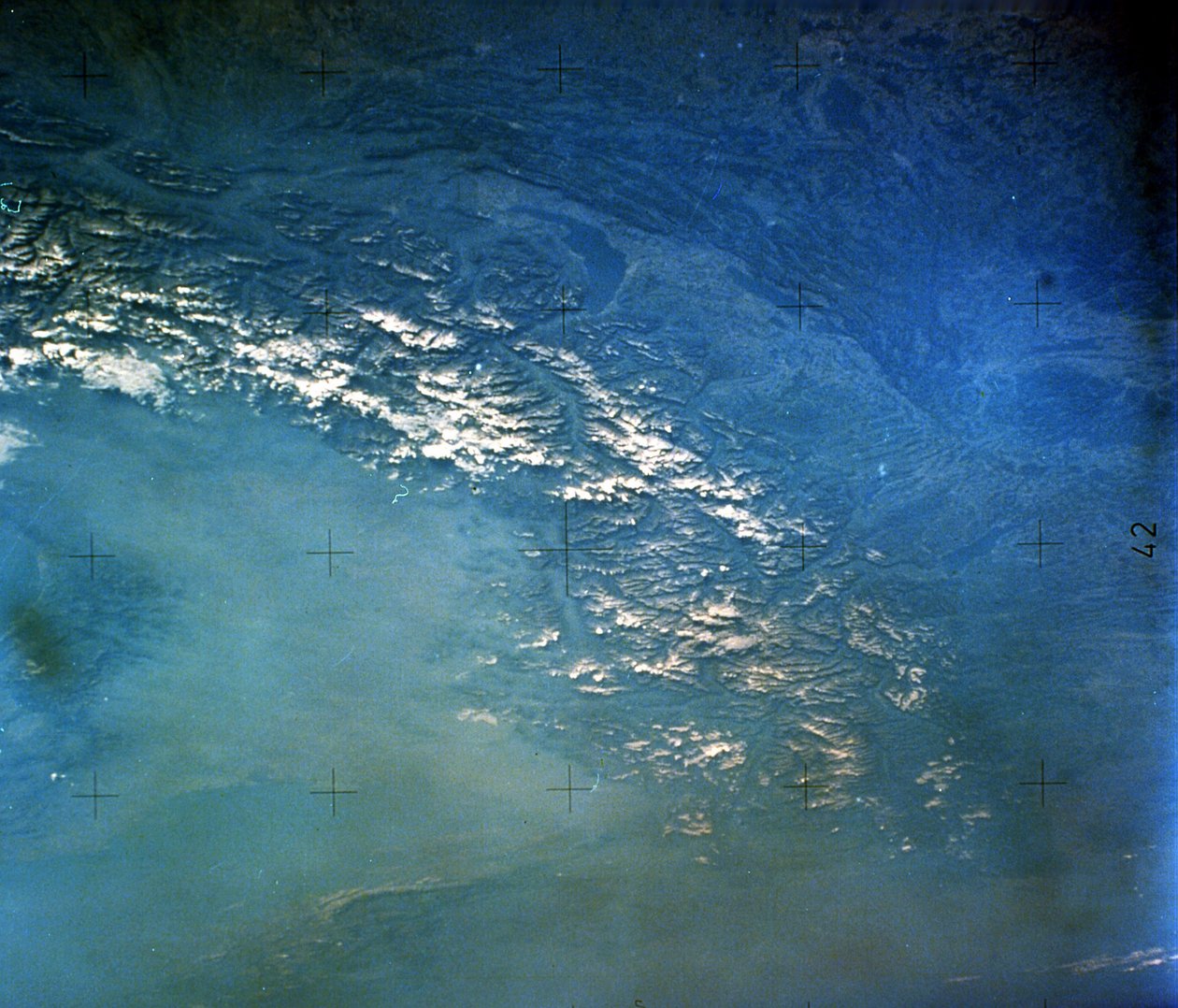 Die Alpen aus dem Weltraum. von National Aeronautics and Space Administration National Aeronautics and Space Administration