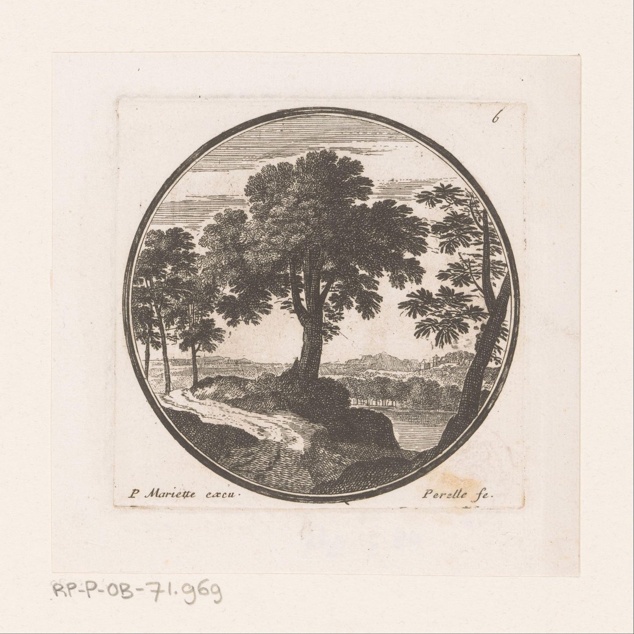 Ansicht von Bäumen entlang des Wassers von Nicolas Perelle