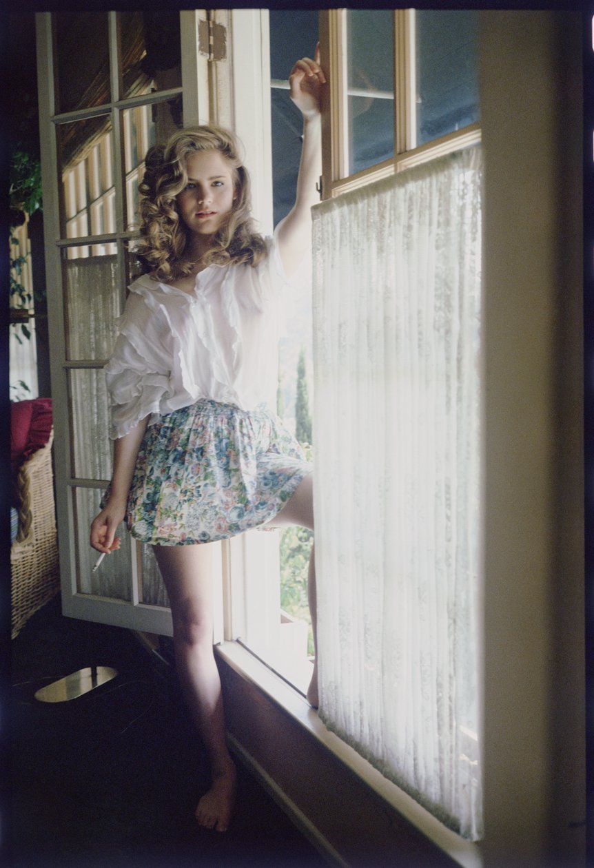 Jennifer Jason Leigh mit Zigarette von Orlando Suero
