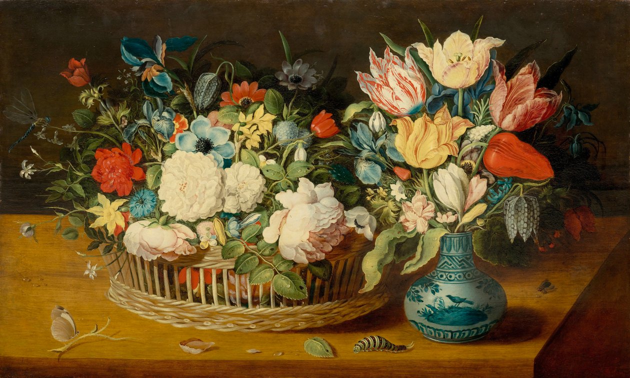 Stillleben mit Blüten in einem Flechtkorb und Blumenstrauß in einer Porzellanvase von Osias the Elder Beert