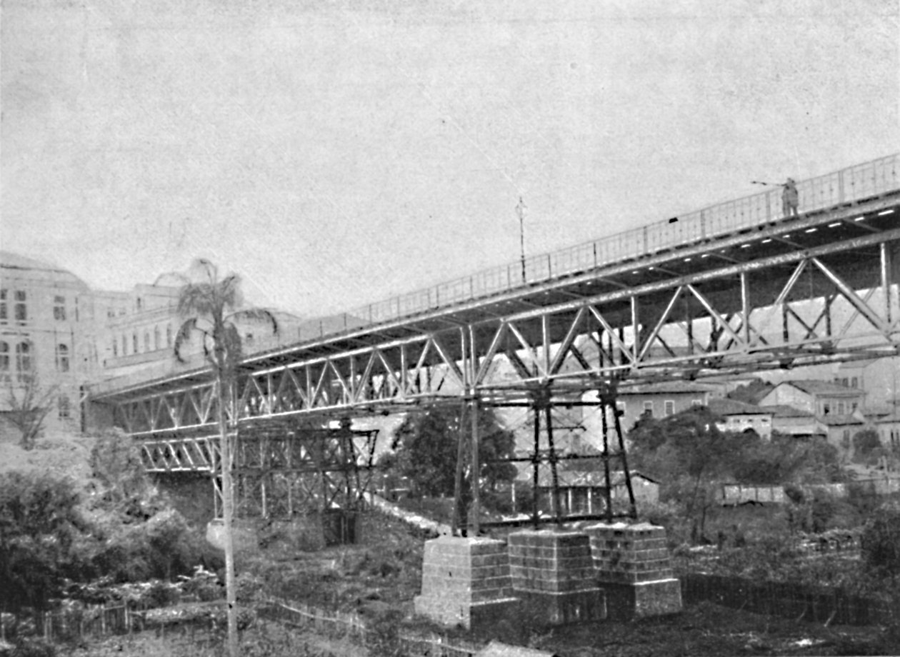 Viaducto do Cha, 1895 von Paulo Kowalsky