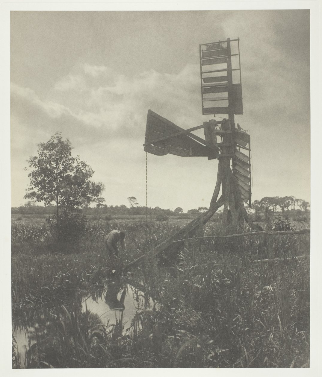 Eine zerstörte Wassermühle von Peter Henry Emerson