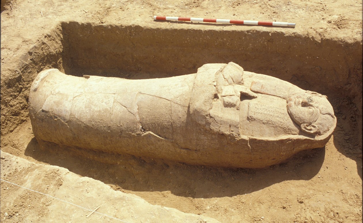 Anthropoider Sarkophag von Phoenician