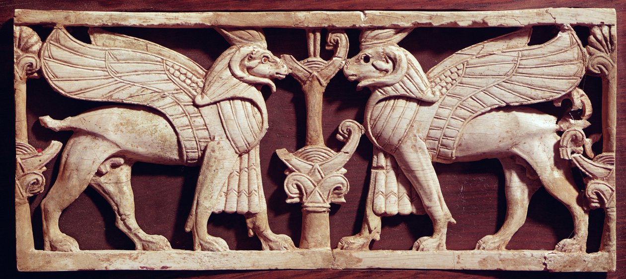 Relief, das zwei Greifen darstellt, aus Arslan Tash (Hadatu) von Phoenician