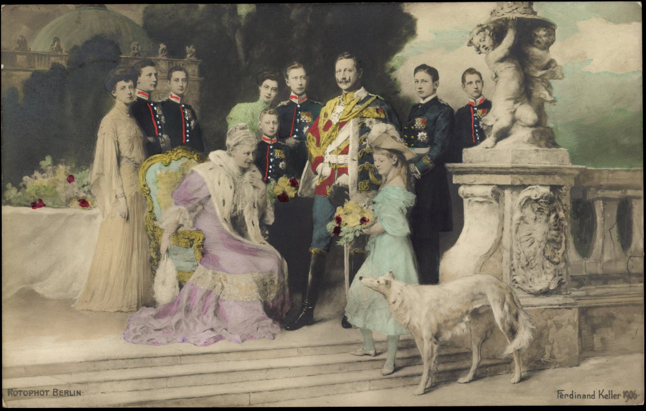 Kaiserliche Familie unter Wilhelm II, Windhund, RPH von Photographer German