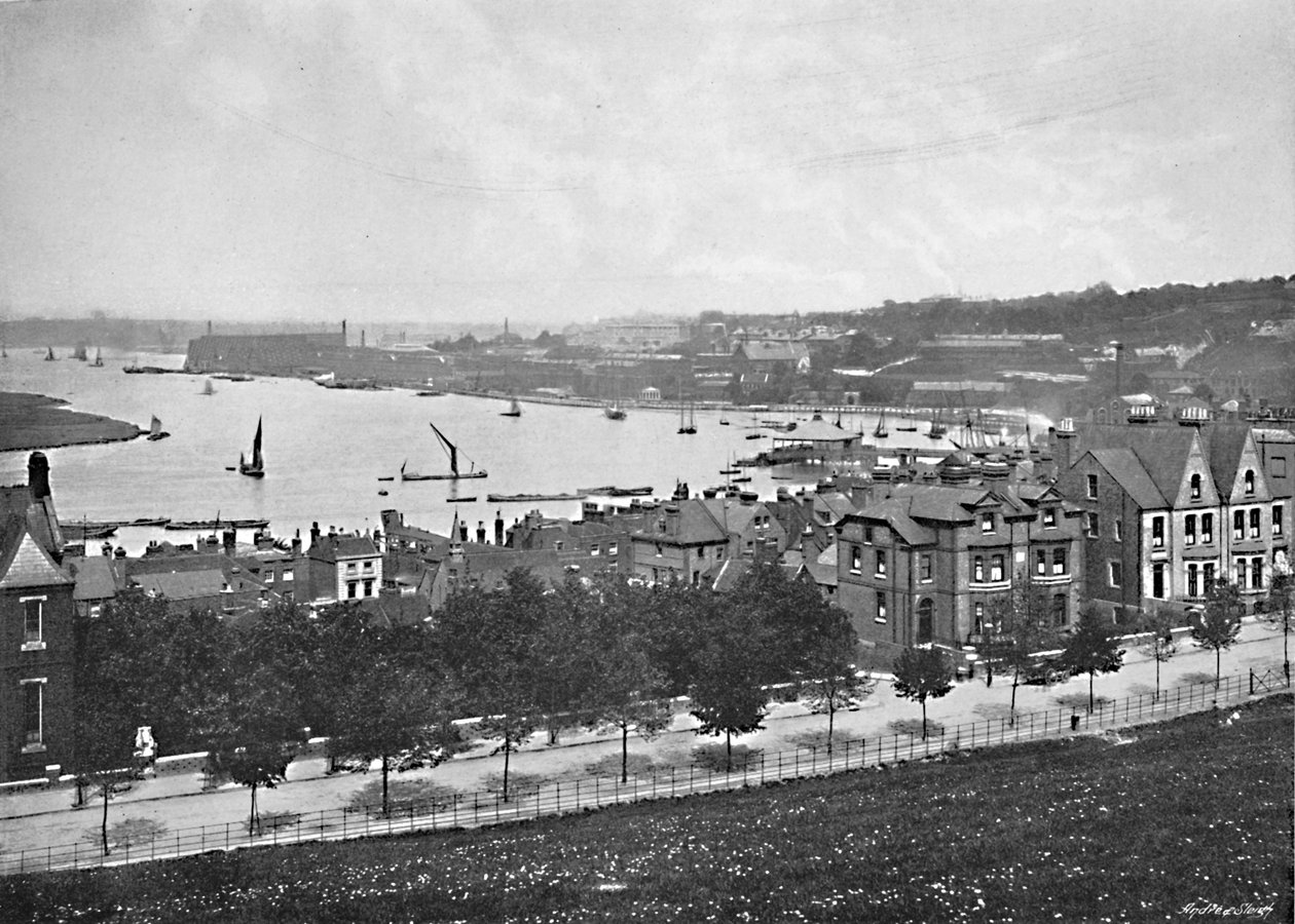 Chatham, um 1896 von Poulton and Co