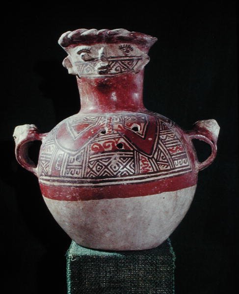 Graburne, aus Mixco Viejo, Chimaltenango (polychrom) von Pre Columbian