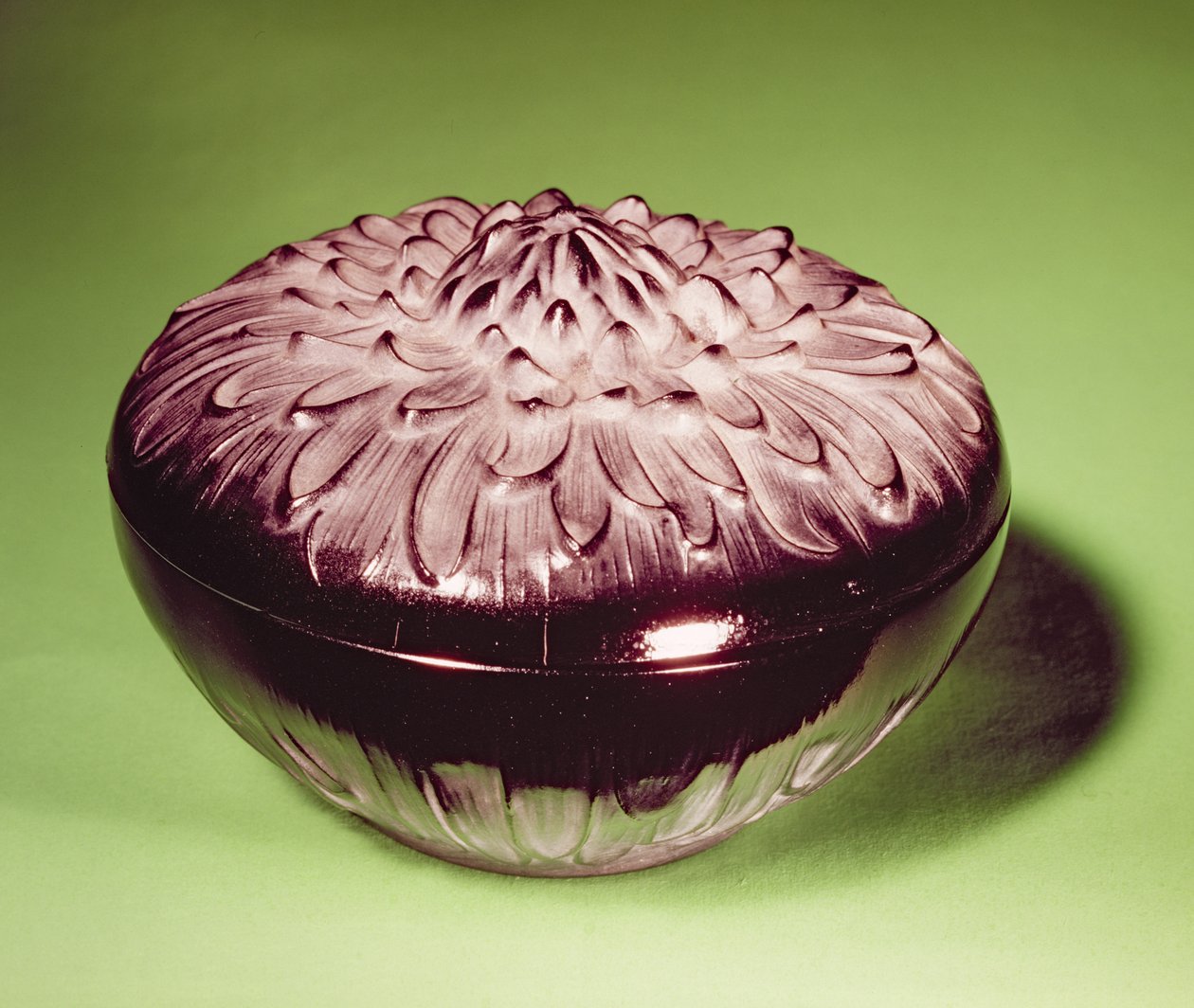 Schwarze Glasbox, ca. 1902 von Rene Jules Lalique