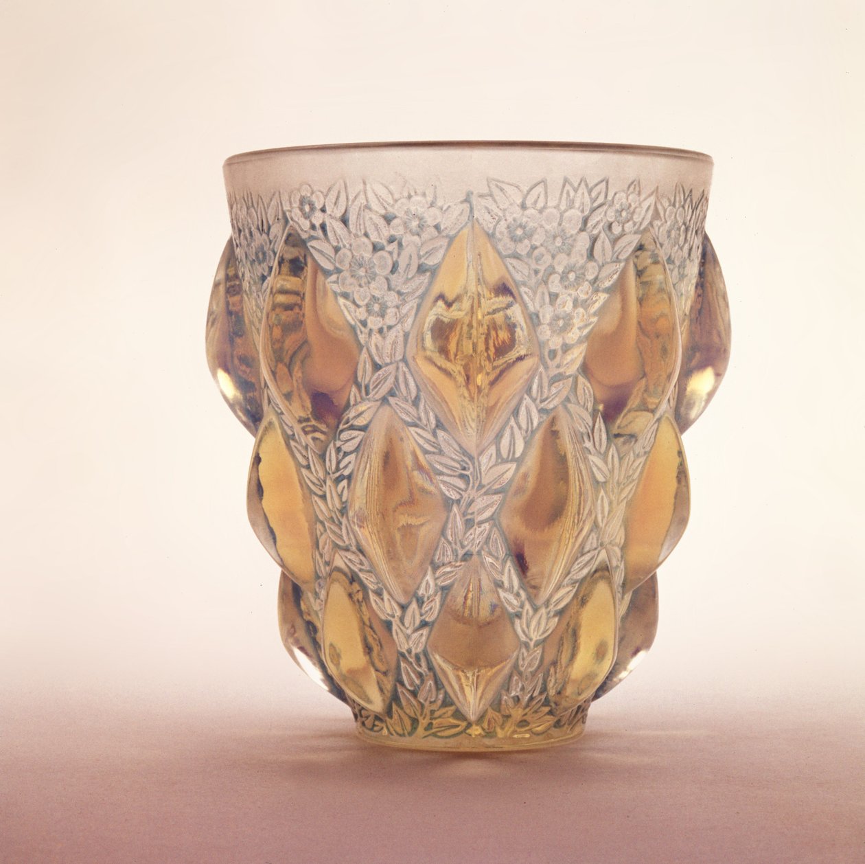 Rampillon-Vase, ca. 1902 von Rene Jules Lalique