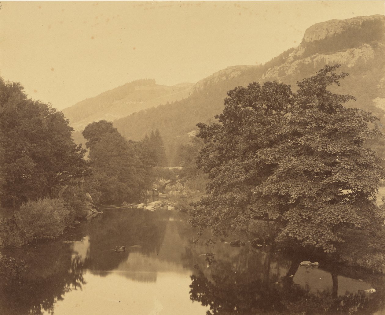 Landschaft mit Fluss von Roger Fenton