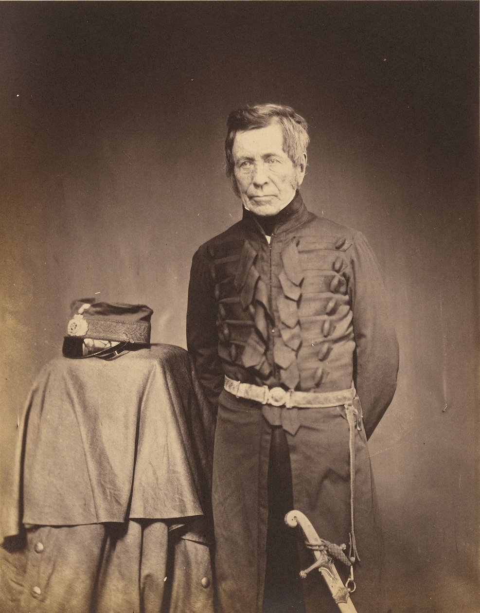 Generalleutnant Sir J. Burgoyne, G.C.B. von Roger Fenton