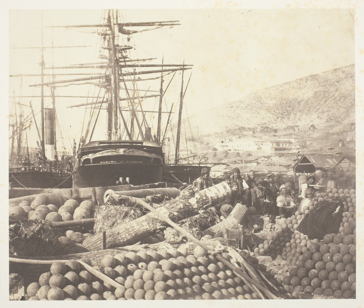 Der Ordnance Wharf, Balaklava von Roger Fenton