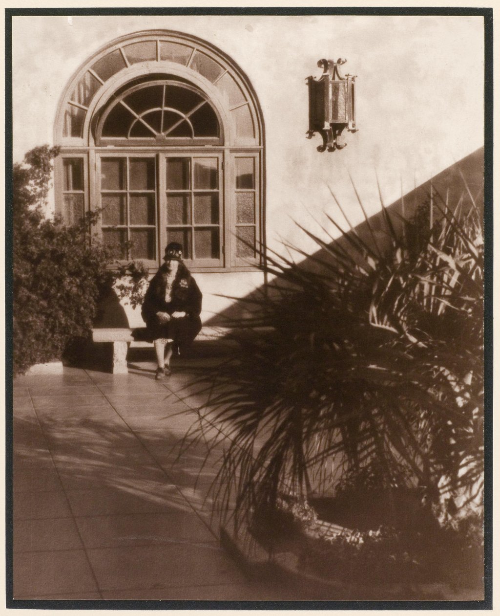 Florenz im Patio von Roland Ernest Schneider