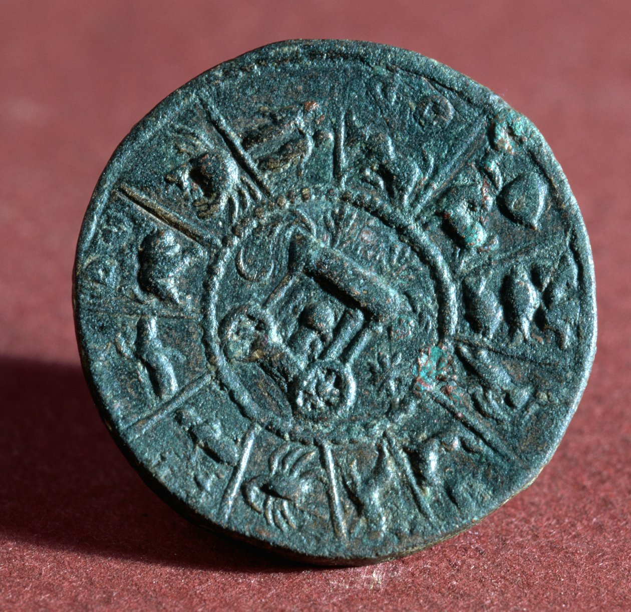 Medaille mit 12 Tierkreiszeichen, aus Belkis oder Zeugma von Roman
