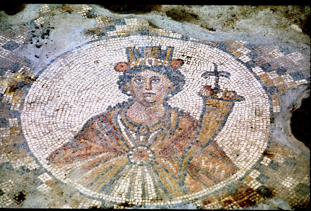 Porträt der Tyche (Mosaik) von Roman