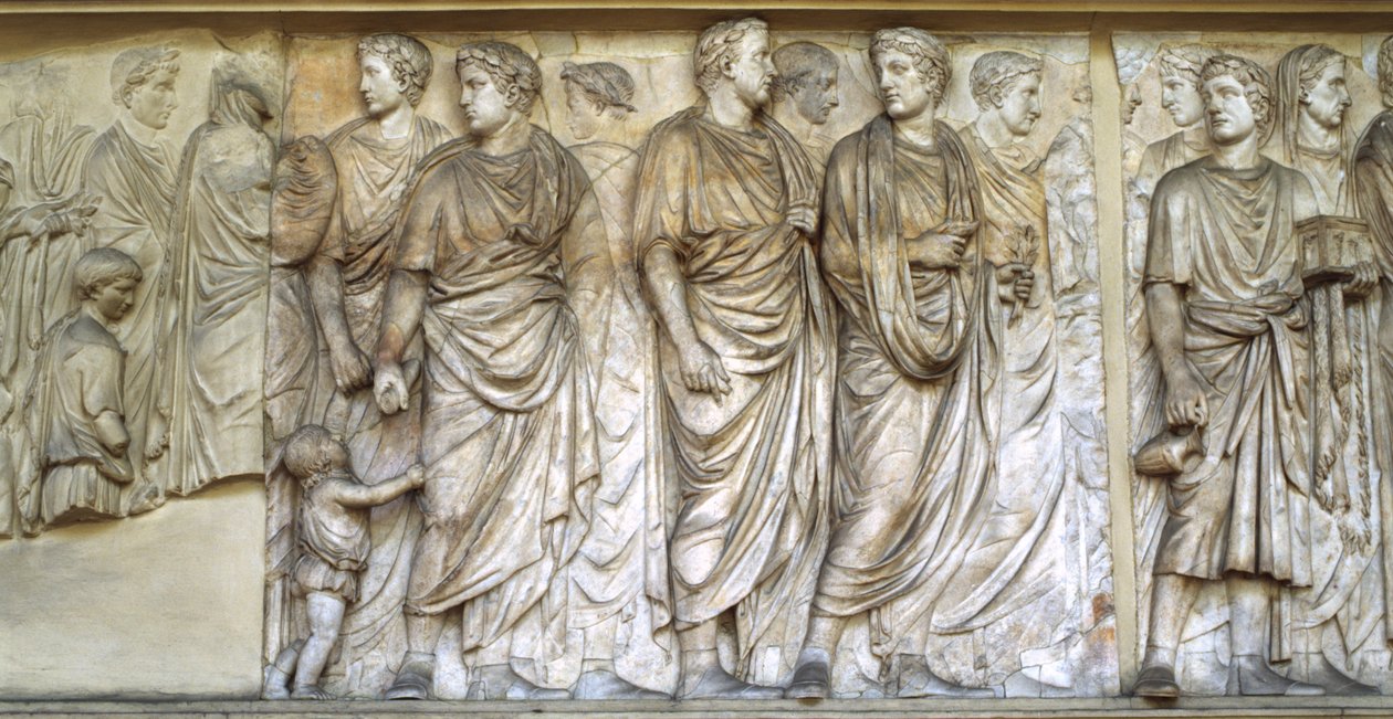 Prozession der Priester, Nordwand der Ara Pacis (Marmor) von Roman
