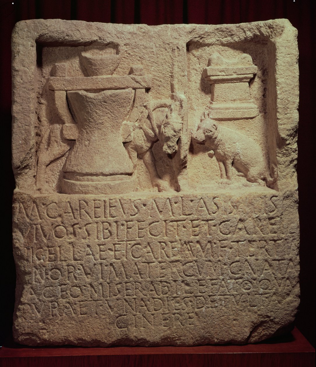Stele des Müllers Marcus Careius Asisa von Roman