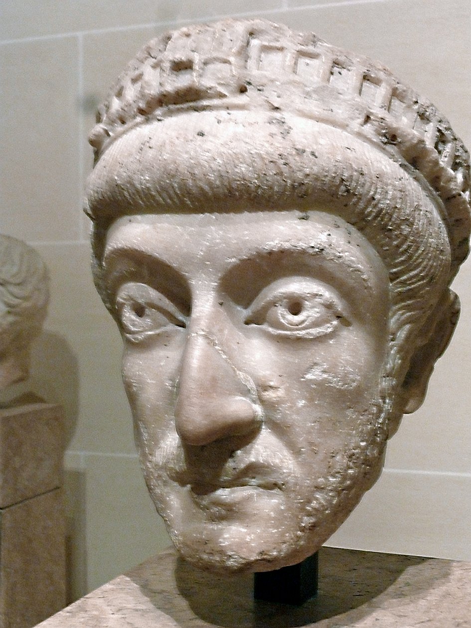 Theodosius II (Marmor) von Roman