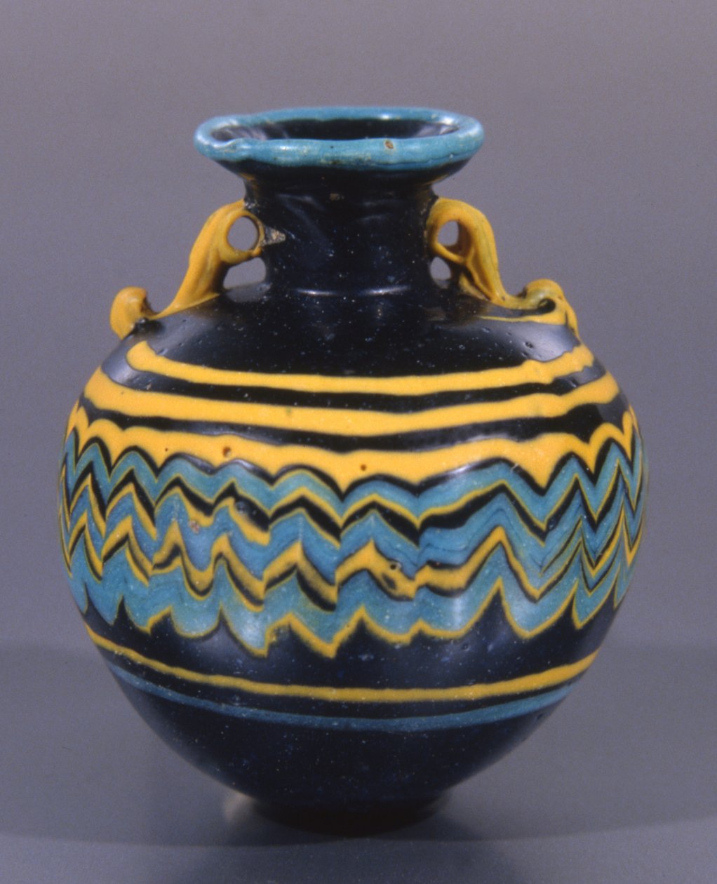 Vase, aus dem Grab von Poggio Sommavilla von Roman