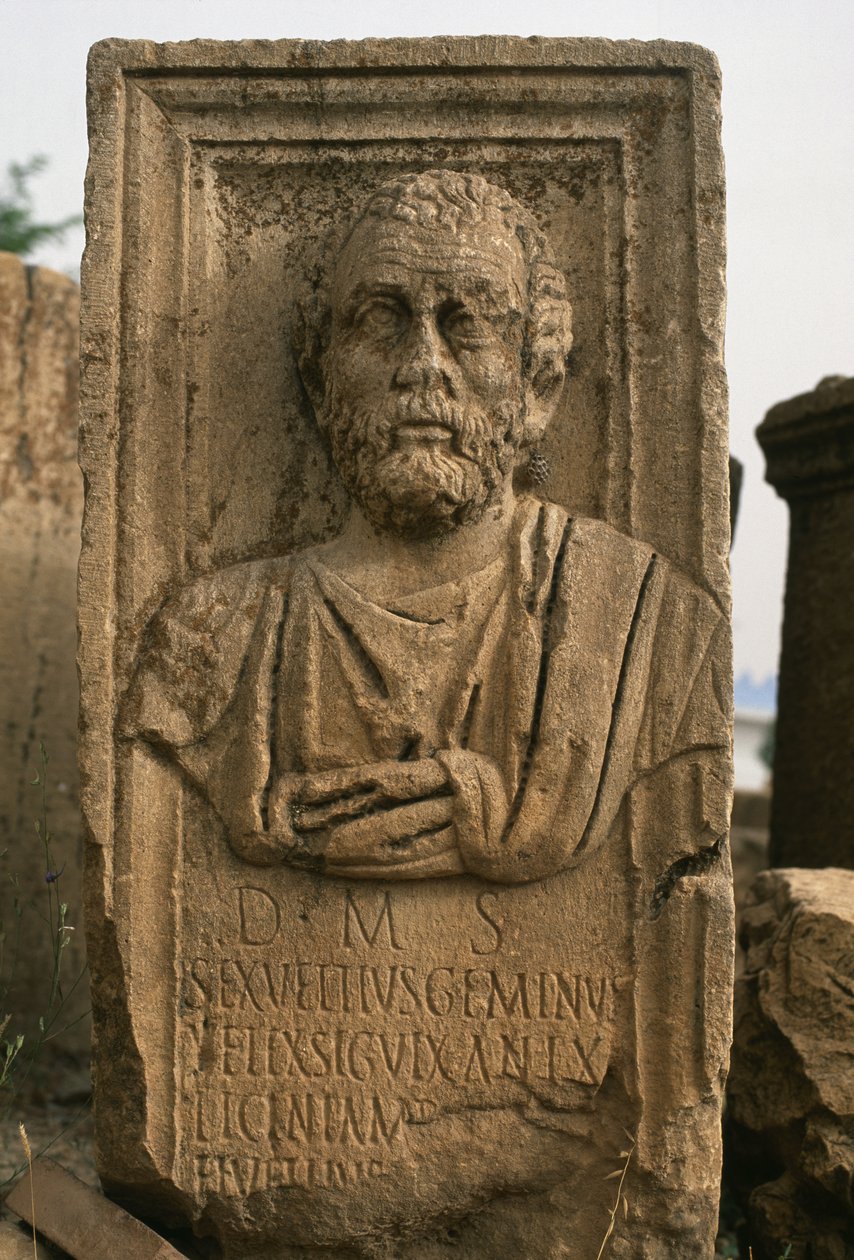 Stele mit einem Kopf von Roman Imperial Period