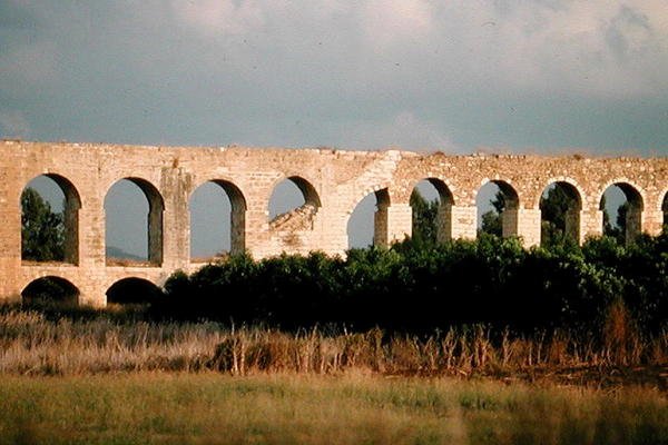 Aquädukt von Roman Roman