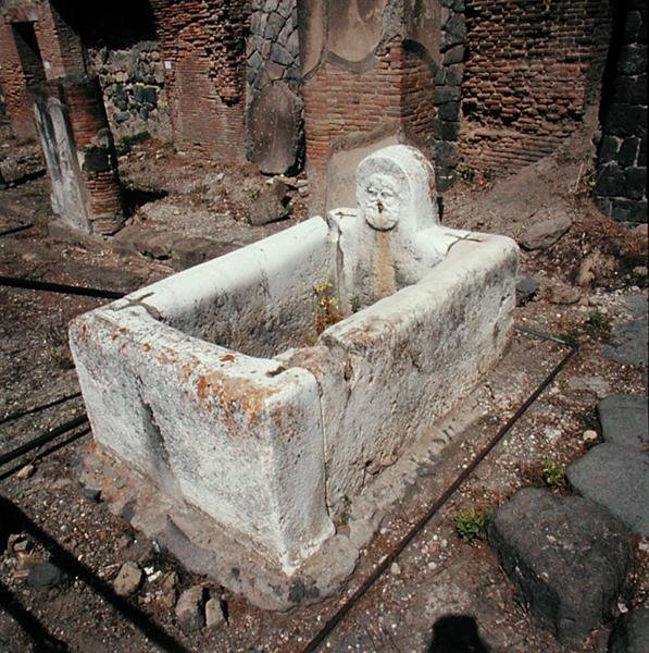 Wasserbrunnen von Roman Roman