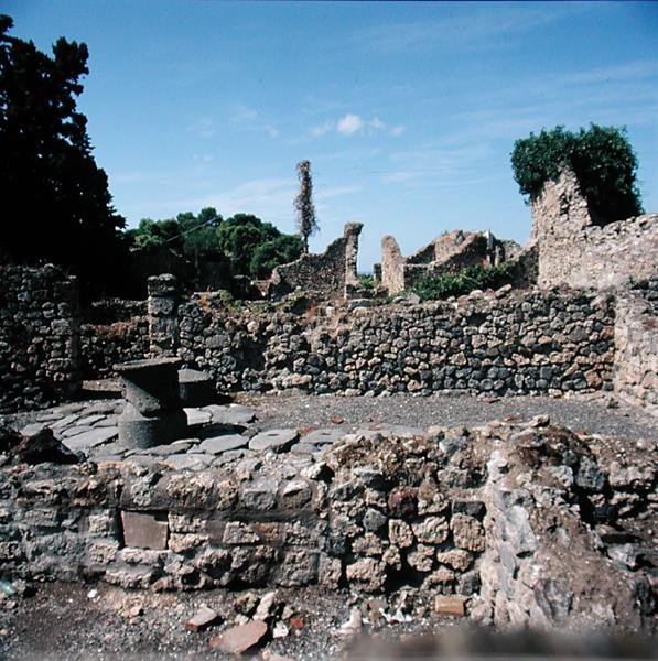 Ansicht von zerstörten Häusern von Roman