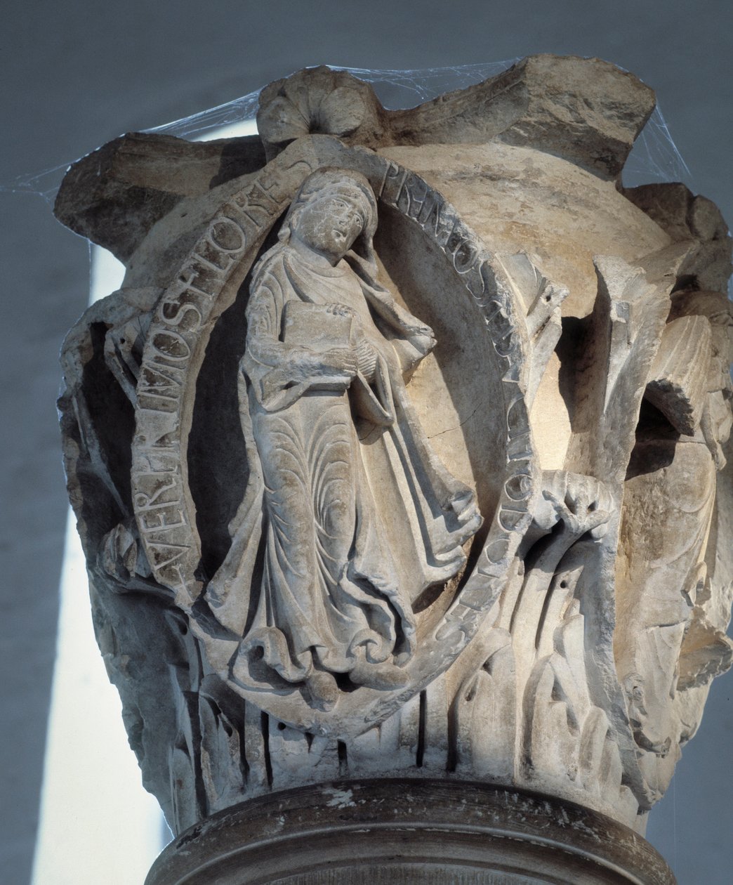Kapitell des Chors (Skulptur) von Romanesque
