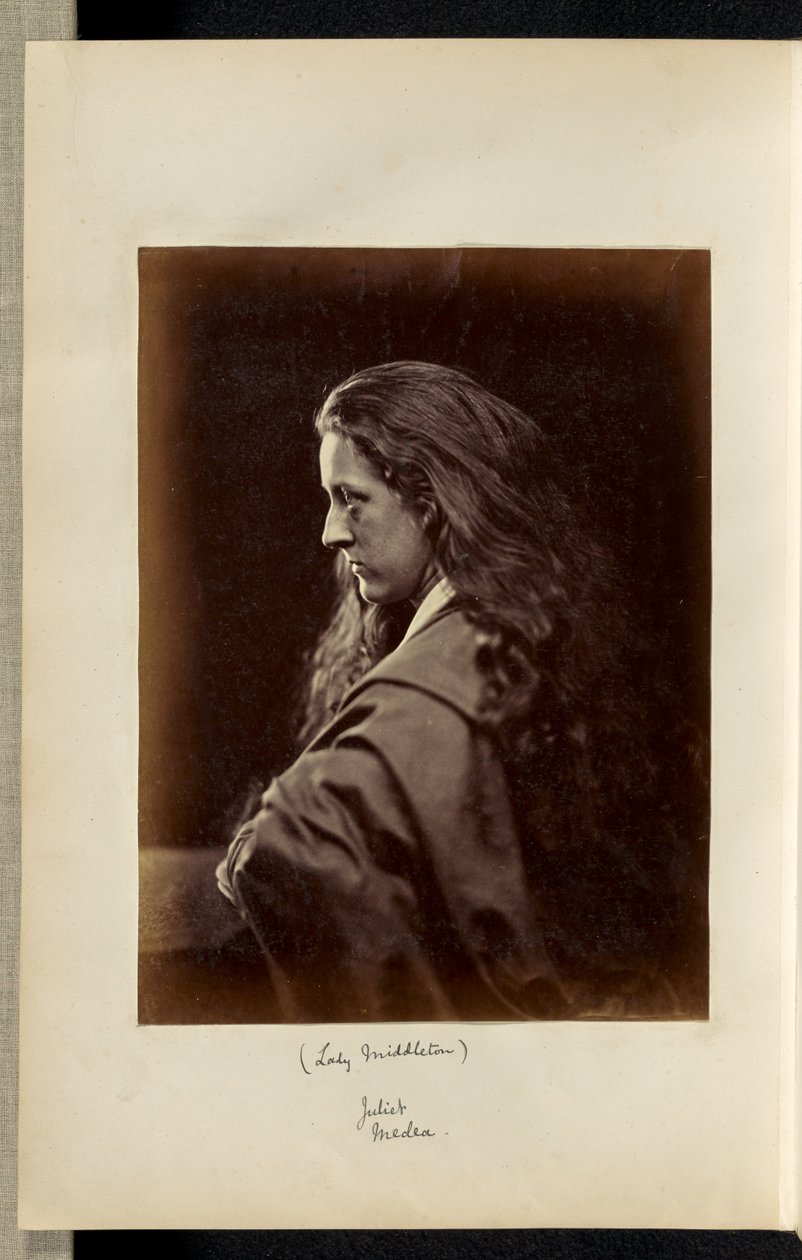 Lady Middleton als "Juliet Medea" von Ronald Ruthven Leslie Melville