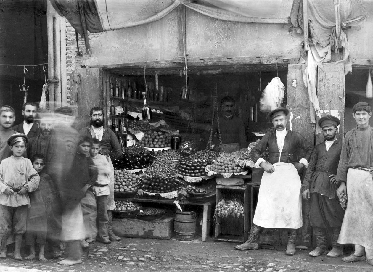 Marktstand in St. Petersburg, ca. 1900 von Russian Photographer