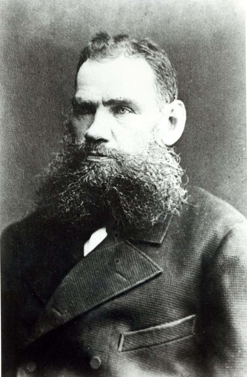 Porträt von Lew Nikolajewitsch Tolstoi von Russian Photographer