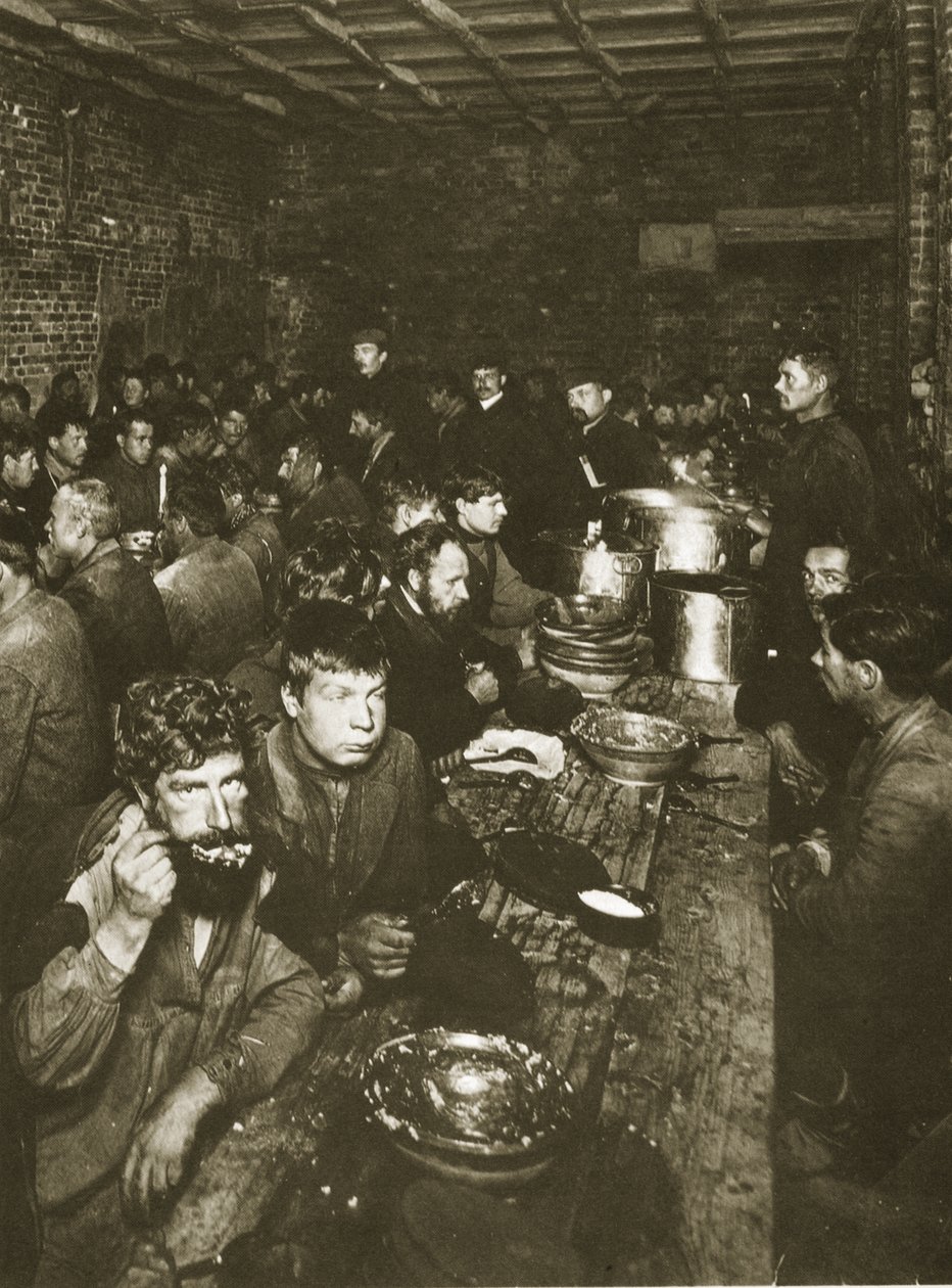 Russische Handarbeiter, Ende des 19. Jahrhunderts (Sepia-Foto) von Russian Photographer