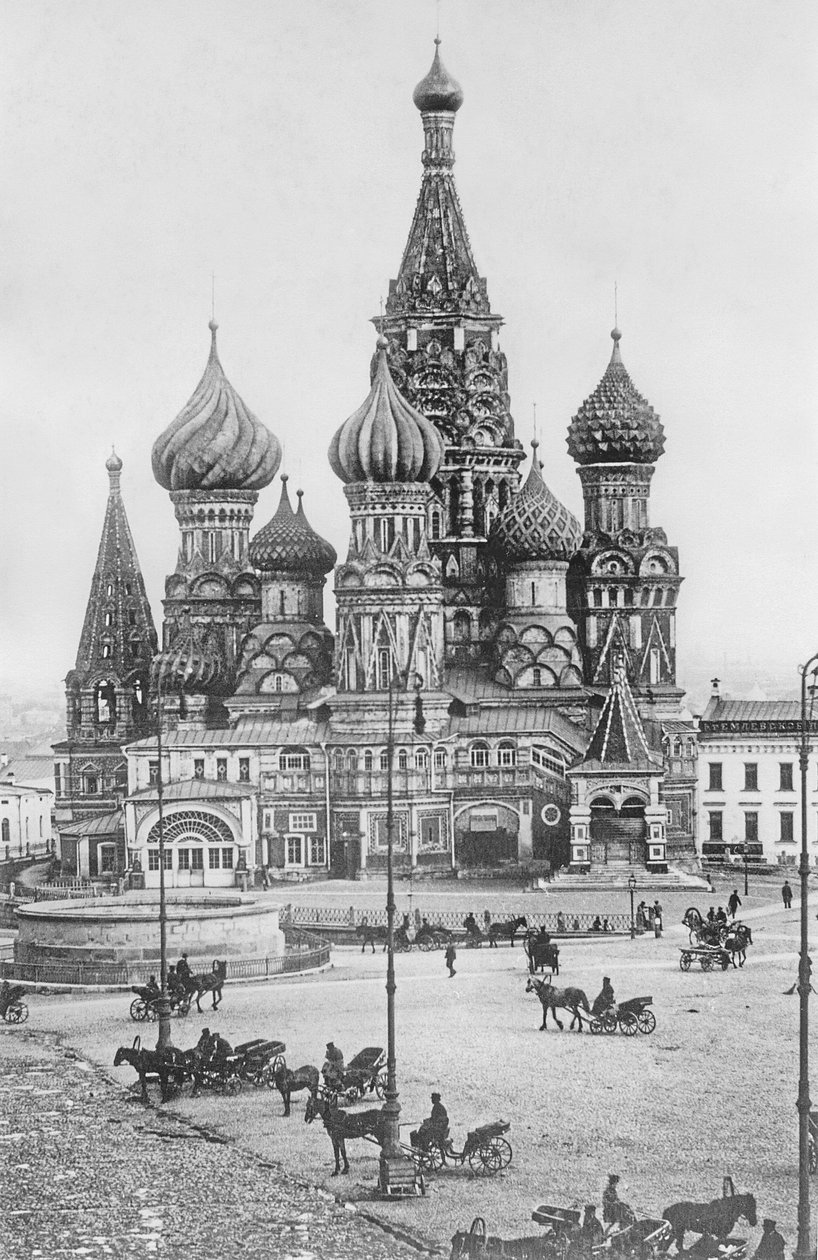 Die Kathedrale des heiligen Basilius auf dem Roten Platz in Moskau von Russian Photographer