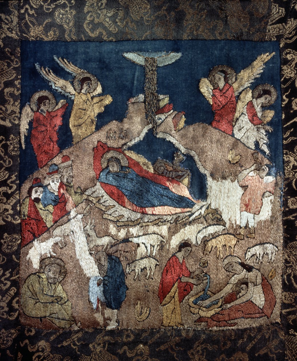 Geburt Christi (Detail eines Leichentuchs), 15. Jahrhundert von Russian Master
