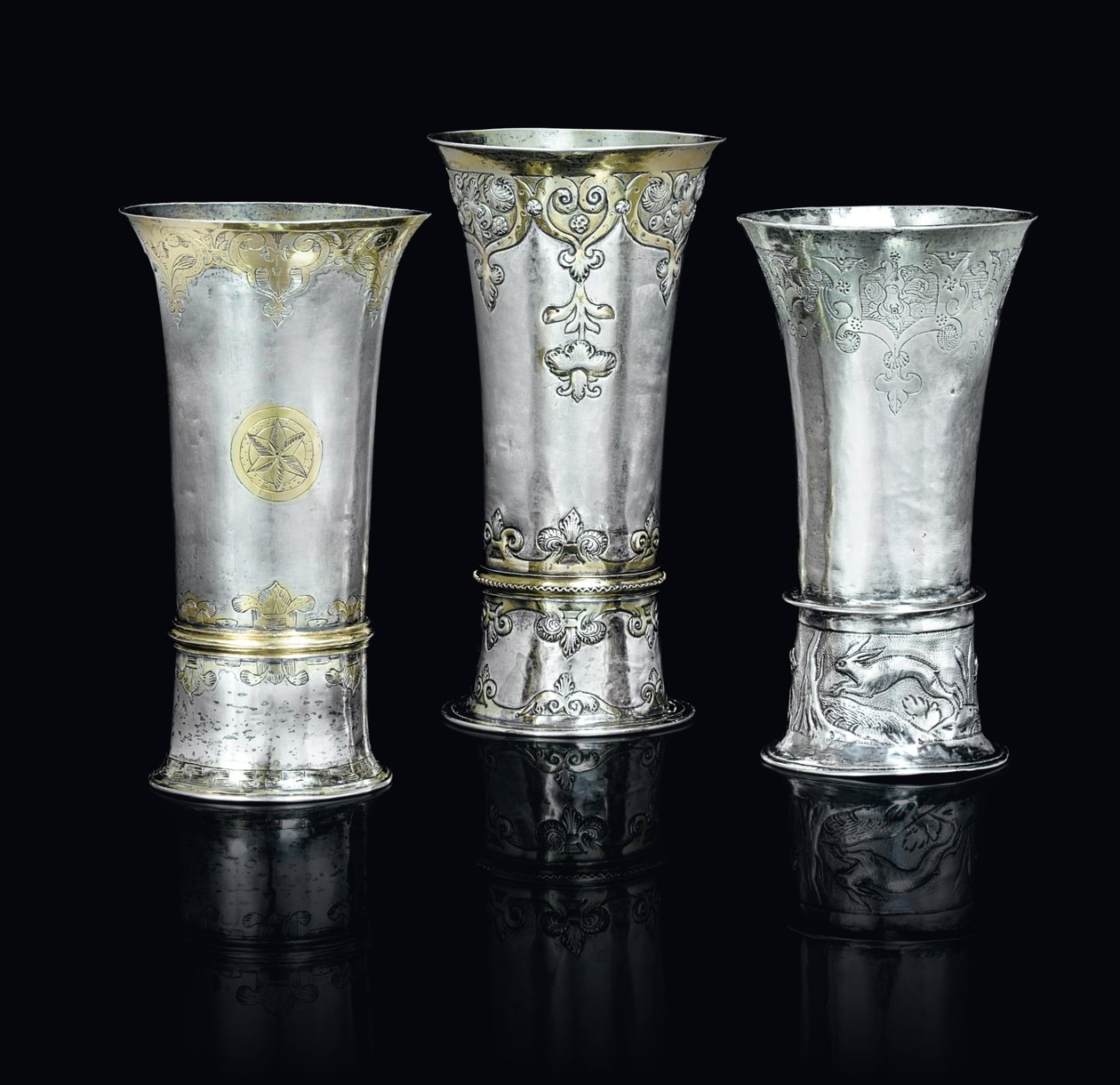 Drei Becher von School Hungarian