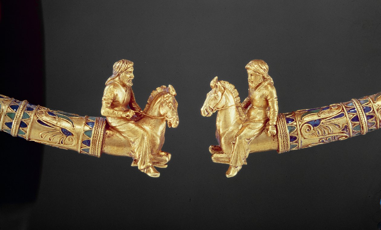 Halsring mit Spitzen in Form von skythischen Reitern von Scythian