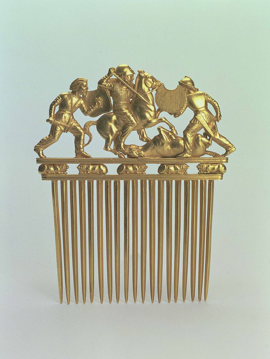 Rückseite eines skythischen Kamms, aus dem Solokha-Grabhügel, Steppe (Gold) von Scythian