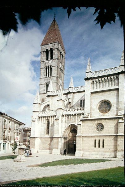 Kirche Santa Maria la Antigua von Spanish School
