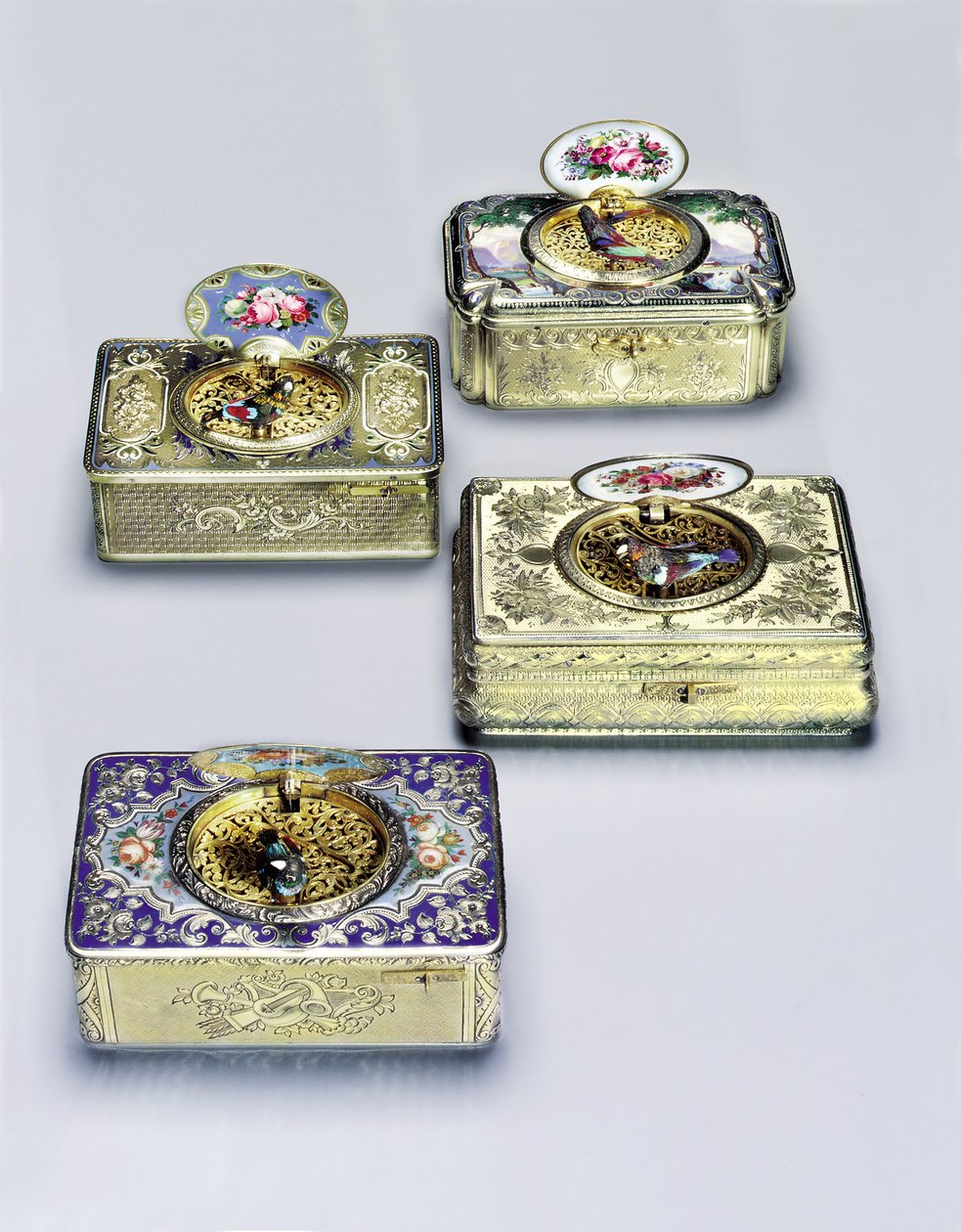 Sammlung von Singvogelkästchen von Swiss School