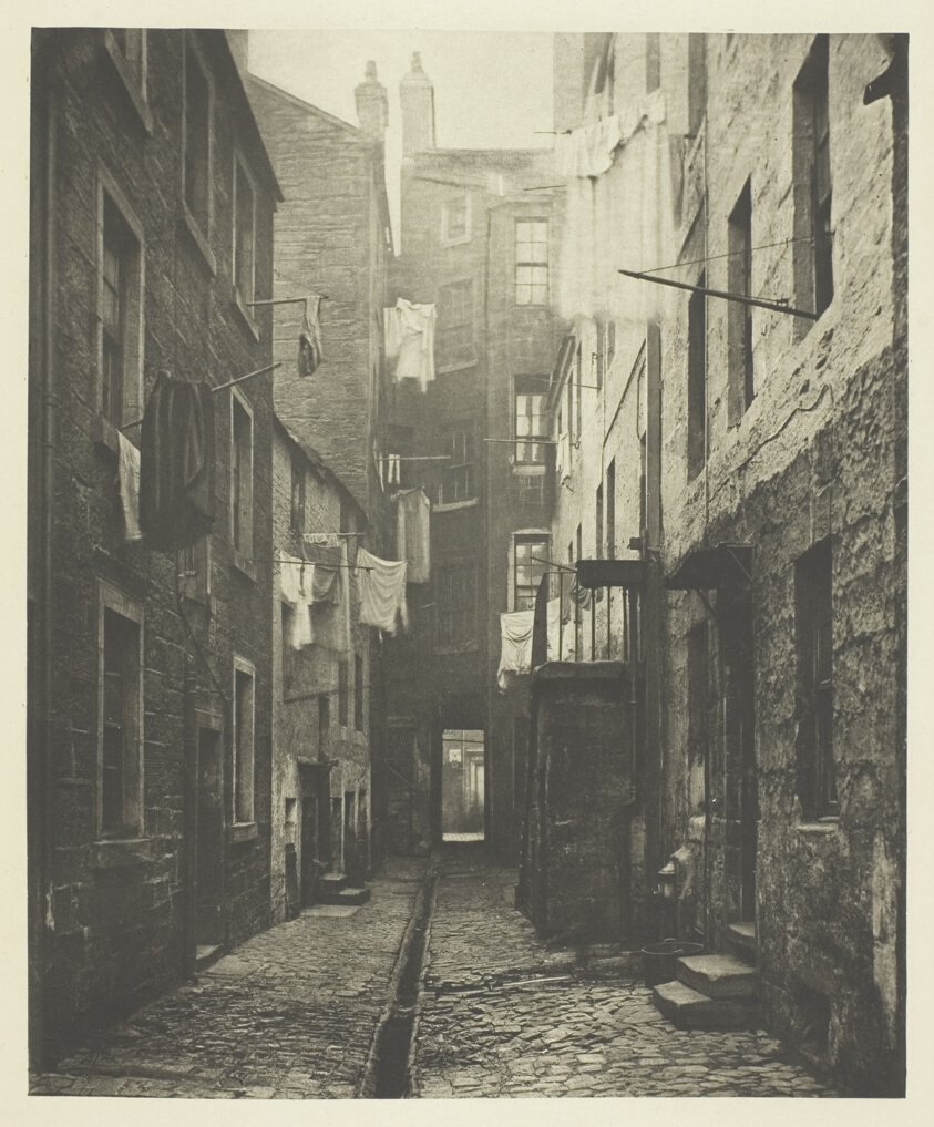 Close No. 75 High Street von Thomas Annan