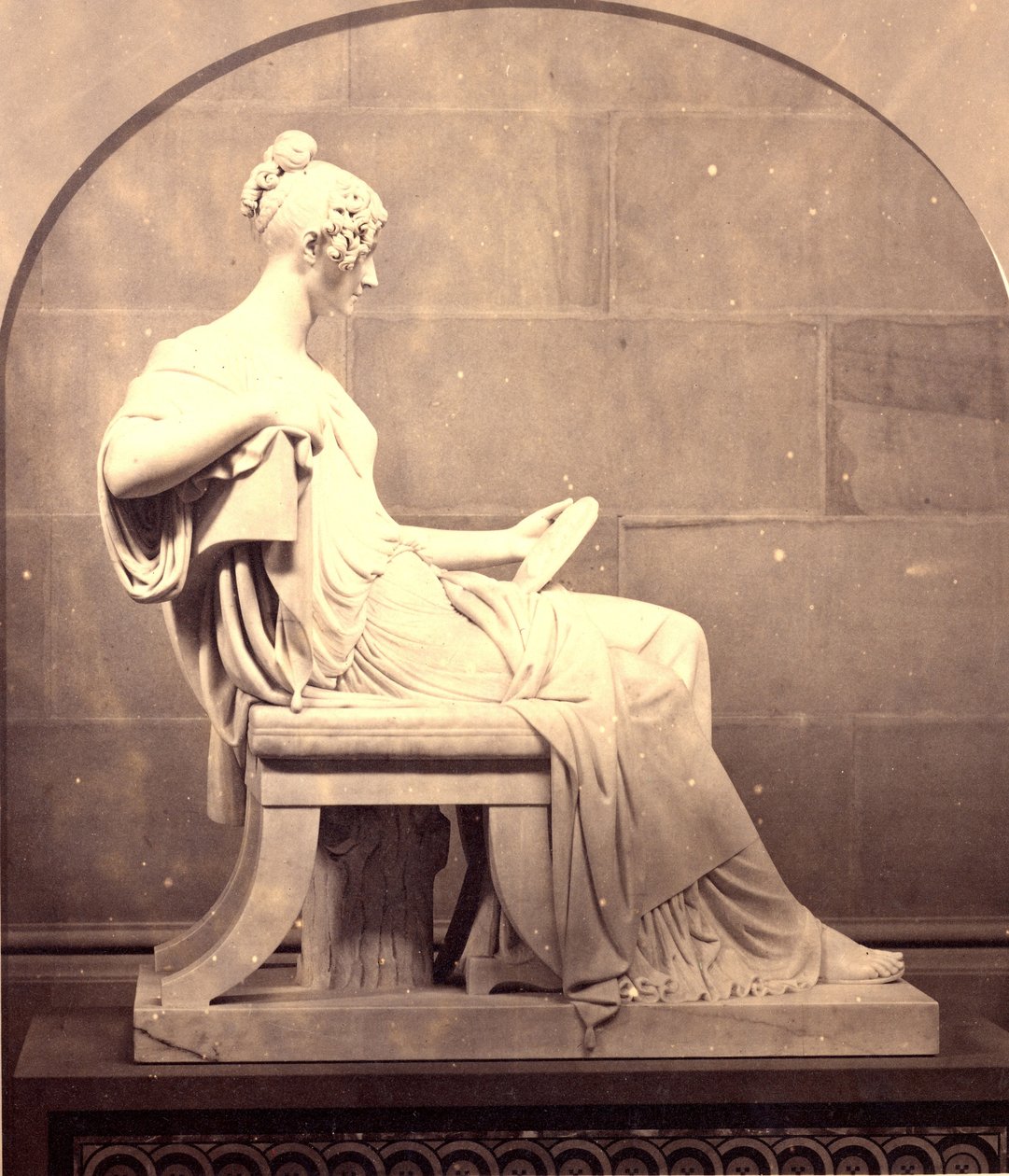 Sitzende Statue von Pauline Borghese (Marmor) von Thomas Campbell